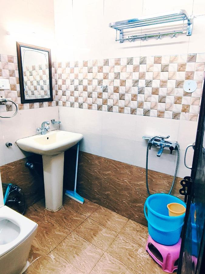 Hotel Holiday Dalhousie - Near Ghandhi Chowk Mall Road Eksteriør bilde