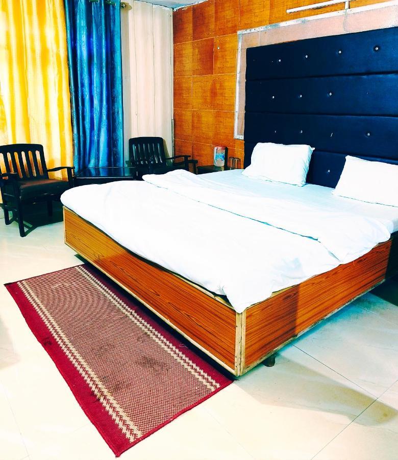 Hotel Holiday Dalhousie - Near Ghandhi Chowk Mall Road Eksteriør bilde