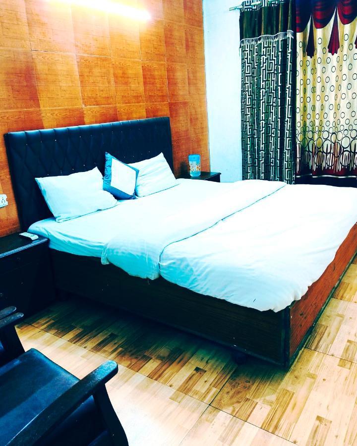 Hotel Holiday Dalhousie - Near Ghandhi Chowk Mall Road Eksteriør bilde
